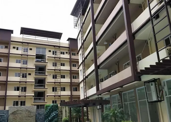 Fini Homesuites Marilao - Mundo Ng Emerald 酒店