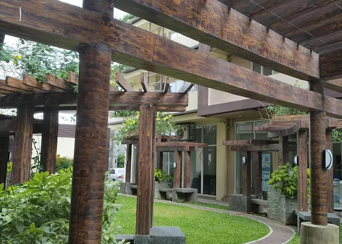 酒店 Fini Homesuites Marilao - Mundo Ng Emerald 5*