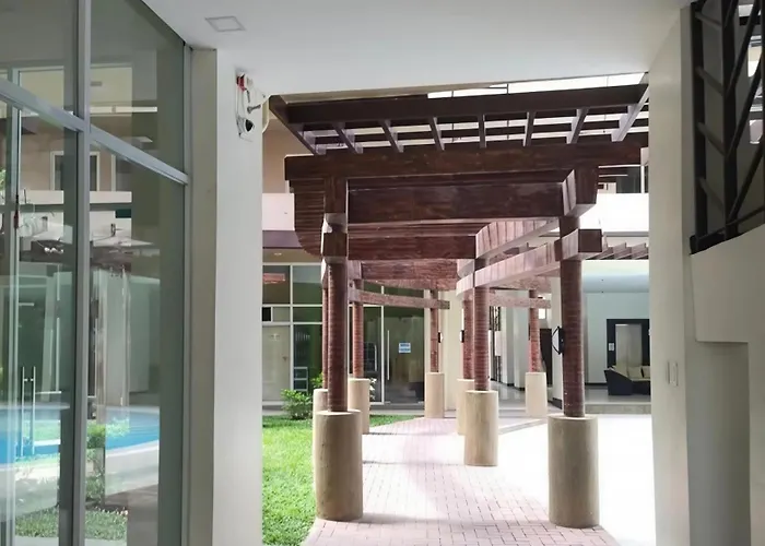 Fini Homesuites Marilao - Mundo Ng Emerald 马尼拉